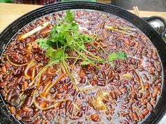 -鸿顺老铁锅美蛙鱼府(解放碑店)