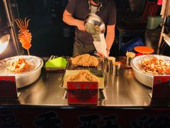-六合夜市