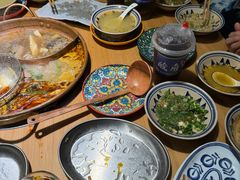 -洱火云南酸菜牛肉火锅(石景山当代商城店)