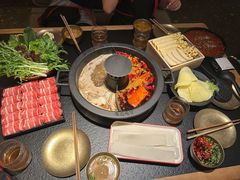 -晓宇重庆火锅(西安荟聚店)