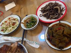 -聚首堂·特色小吃·肘子(什刹海德胜门店)