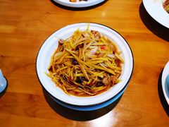 -莲香西域·正宗新疆菜(龙华店)