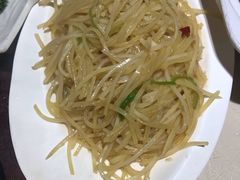 -刘胖子家常菜·蹄花焖藕(中央花园店)