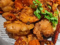 牛蛙与虾-蝴蝶里·粤菜·点心(滨江龙湖店)