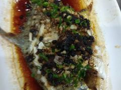 -鹏城人家海鲜酒家·23年老字号(较场尾店)