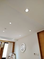 -HEYAN荷妍专业脱毛连锁机构