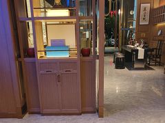 -忆江南·临江鱼馆