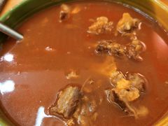 番茄牛尾汤-曾牛肉