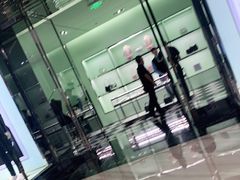 -PRADA普拉达(仁恒置地店)