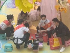 -海底捞火锅(六合天街店)