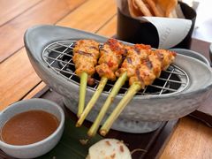 -三亚艾迪逊酒店·海滩烧烤 BARBACOA·现场乐队·浪漫晚餐·烧烤海鲜