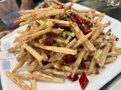 干煸藕丝-神仙钵湘香土菜馆(光华路店)