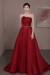 -艾米丽婚纱礼服