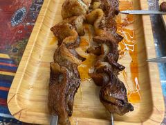 -乡村馕坑肉·烧烤·新疆菜·本地人更爱吃(阿勒泰首店)