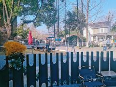 -J Create城市露营咖啡·简餐·宠物(上海动物园店)