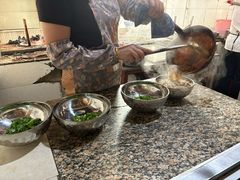 -正宗杨记普洱酸醋米线(总店)