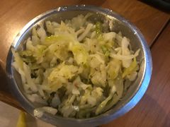奶奶的卷心菜沙拉-Twin Tails Brewpub双尾精酿餐吧(八坼店)