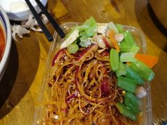 -聚合鑫东北熏酱熟食麻辣面(长阳店)