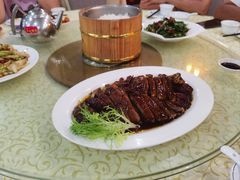 -鹏城人家海鲜酒家·23年老字号(较场尾店)