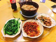 -正宗鸡饭粤香酒家(朱村店)