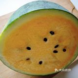 尝试买了一次黄瓤麒麟西瓜,只是抱着试试看的态度