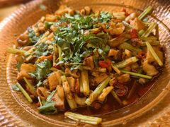 -何师烧烤Pro ·江湖川菜·小龙虾·精酿(太古里旗舰店)