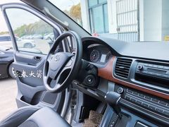 -神州租车(上海浦东机场服务点)