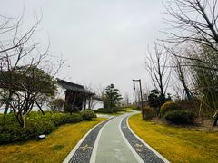 -上海滴水湖皇冠假日酒店