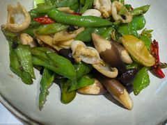鸡枞菌辣椒炒鲍鱼-万龙洲海鲜(亚运村店)