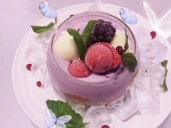 酱果美莓奶昔冰淇淋-哈根达斯(SM店)