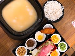 -阿香米线(萧山宝龙广场店)