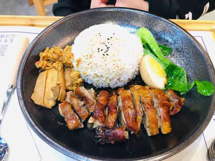 卤派三叔·家常卤味饭(中贸店)