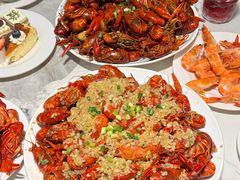 -金马门国际美食百汇(珞喻路店)