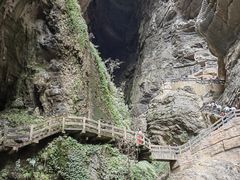 -龙水峡地缝景区