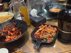 -巴厘龙虾·榜首油焖大虾(音乐学院·沿江酒馆店)