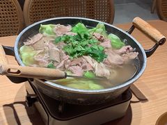 -川堂风·跷脚牛肉·乐山爆炒(宝山日月光店)