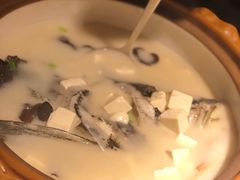 -姜君·千岛湖鱼头馆(浦东大道店)