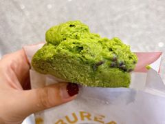 彩虹蛋爆浆麻薯-墨茉点心局(国金街店)