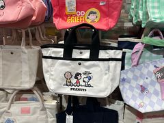 -名创优品(广东省广州琶洲保利广场店)