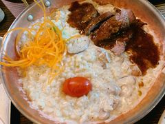 牛肉蘑菇焗饭-I HOLIC艾豪丽披萨(KKone店)