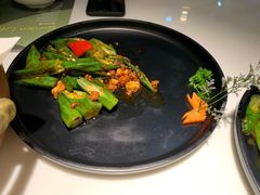 酱爆秋葵-原味田园·客家菜·土窑鸡(中航城君尚购物中心店)