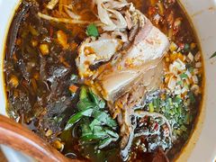 -SHAN山(前滩太古里店)