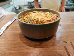 -臻老板牛肉面(光华路SOHO店)