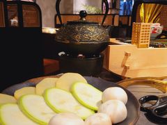 -铭牛烧肉·和牛海鲜自助(高新月牙湖店)