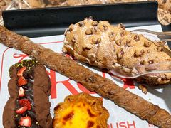 -HOT CRUSH趁热集合·现烤面包(环球港店)