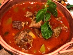 -云海肴·汽锅鸡·云南菜(天山百盛优客店)