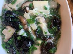 -侬佳蒸菜馆(听潮店)
