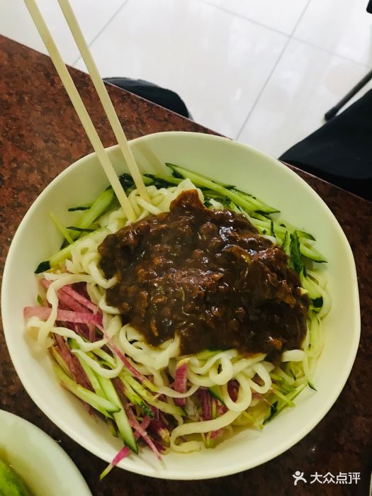 老北京爆肚炸酱面图片