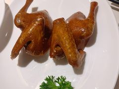 烤乳鸽-利苑酒家(华熙国际店)