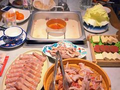 -尚尚仙·酸汤猪手·猪肚鸡火锅(华联万柳购物中心店)